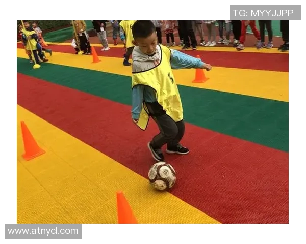 足球明星如何通过善举传递爱心与希望点亮社会的未来